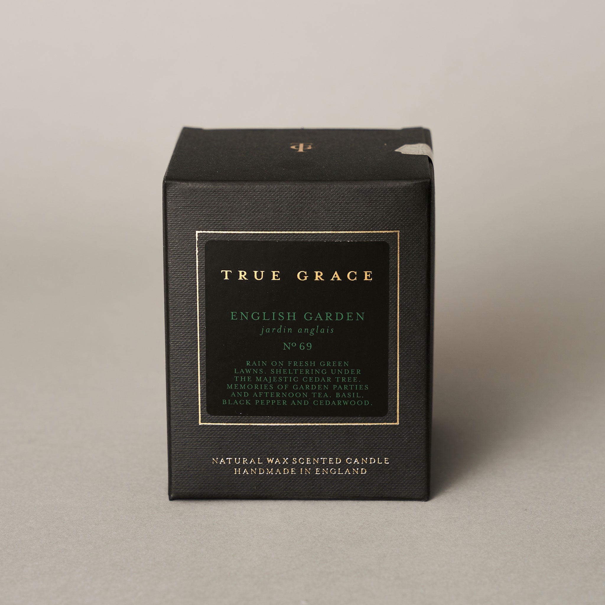 True Grace Classic Candle - Manor Range